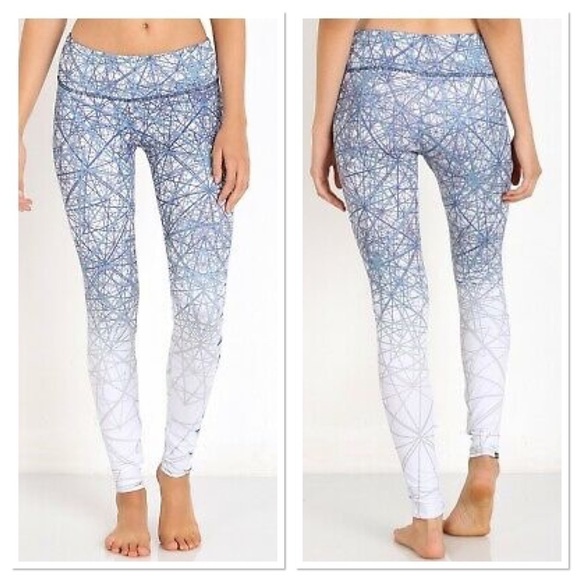 Onzie Size S/M Women's Moon Luna Graphic Yoga Leggings Full Length Activewear - Picture 2 of 9